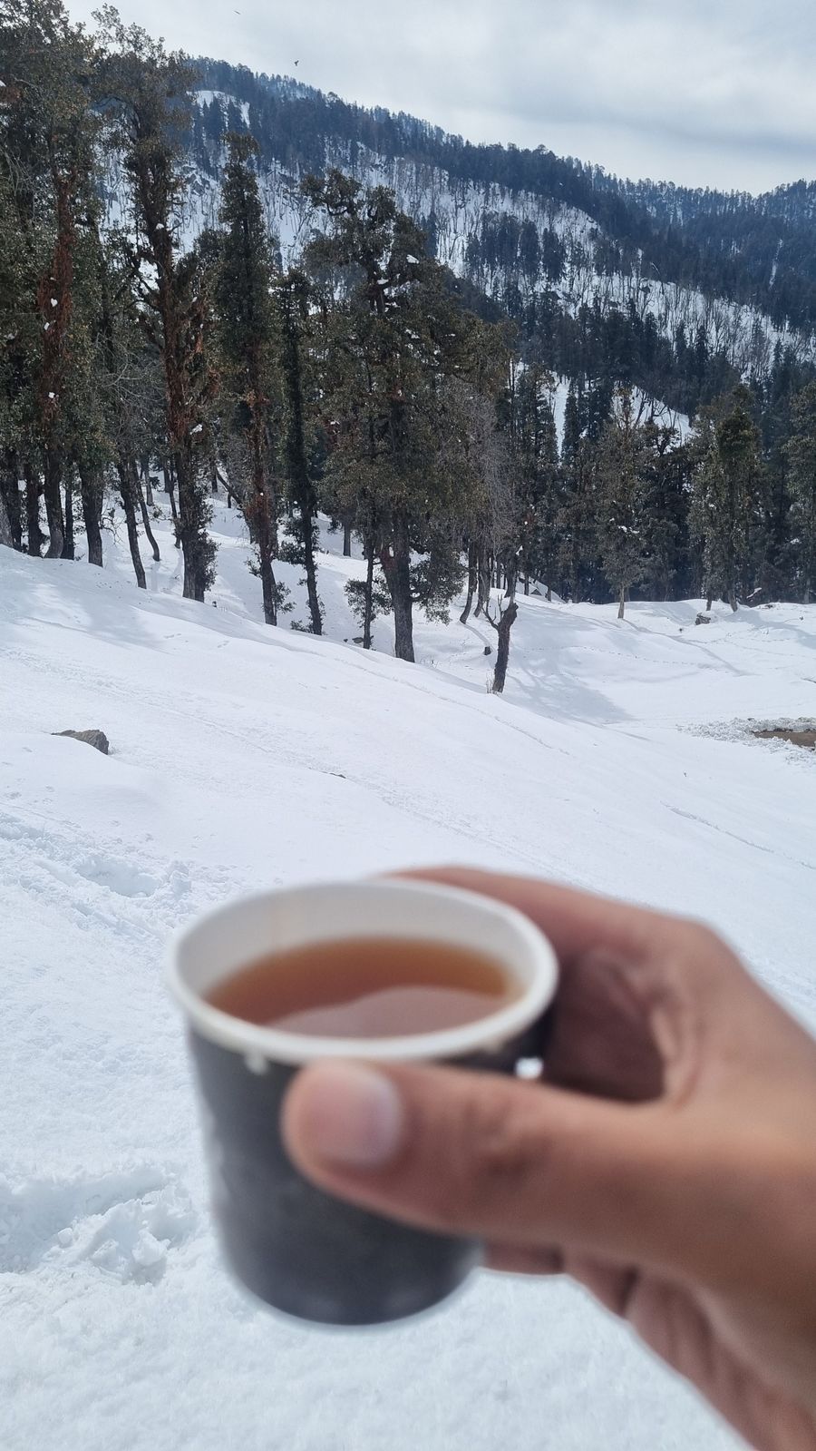 Garam Sadak photo 3