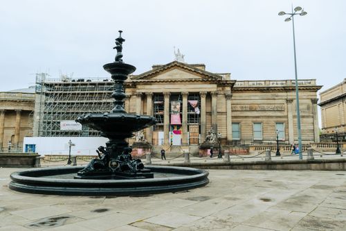 Free Scenic view of the iconic Walker Art Gallery and fountain in Liverpool, England. Stock Photo