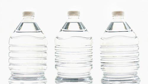Tres Botellas De Agua Transparente