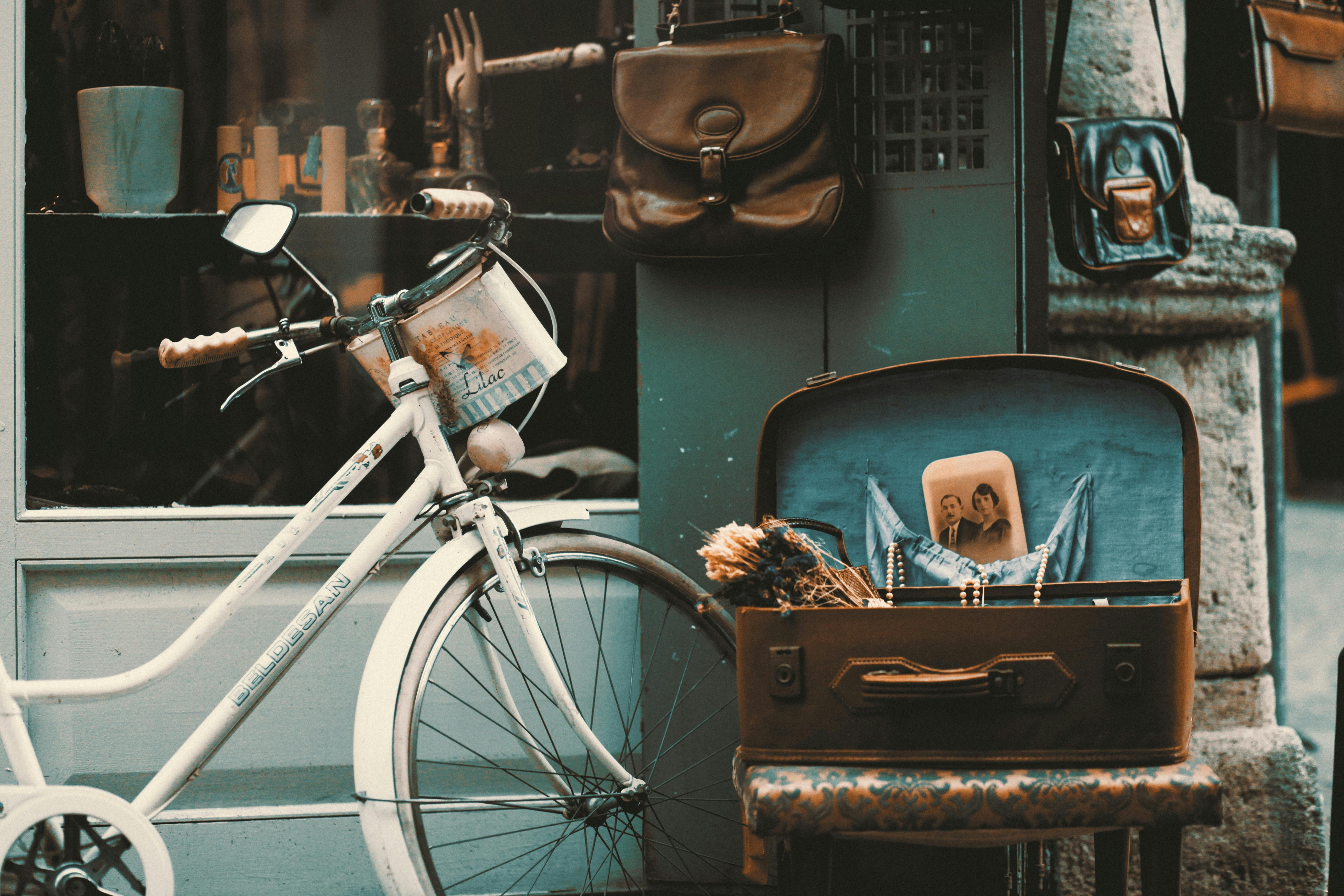 Vintage Wallpaper Photos Download The BEST Free Vintage Wallpaper Stock  Photos  HD Images