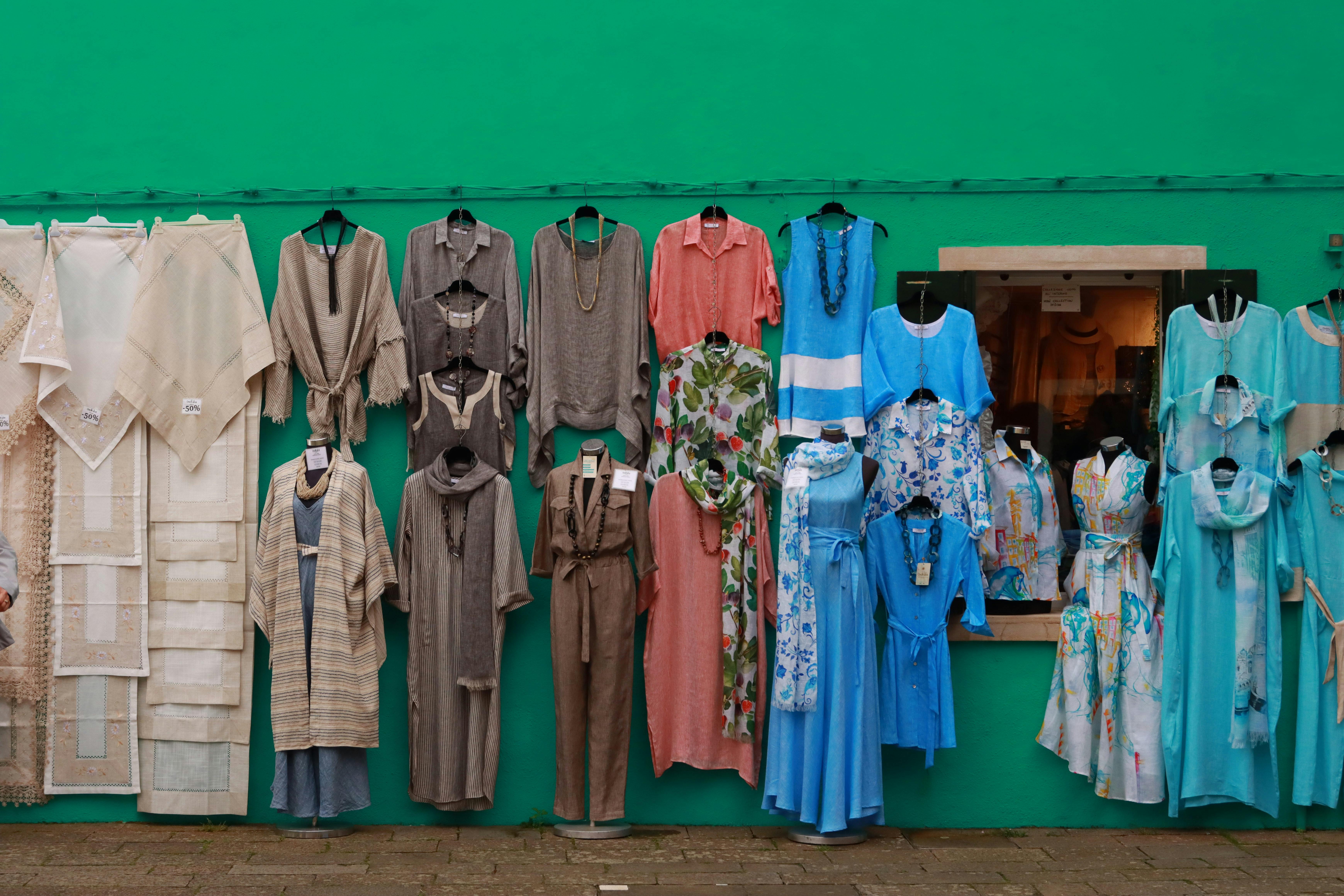 fashion wardrobe — Photo by Efrem  Efre on Pexels