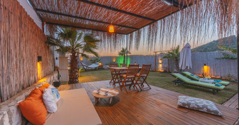 Mobilier de terrasse : matériaux et durabilité