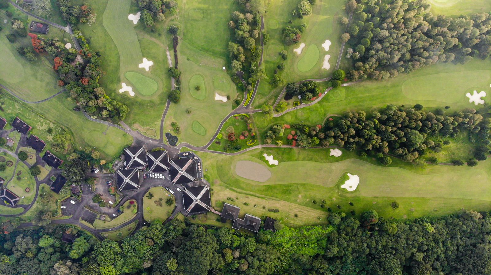 Aerial view over the Windmere Heath estate