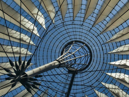 Berlin, potsdamer platz, sony center içeren Ücretsiz stok fotoğraf