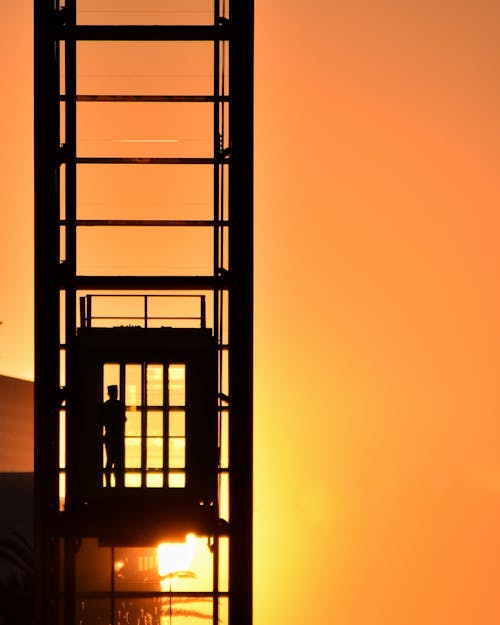 Kostenloses Stock Foto zu atardecer, durch glas, elevactor