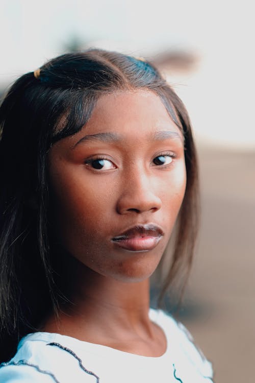 Základová fotografie zdarma na téma brunetka, černoška, na výšku