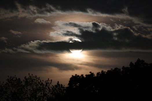 Himmel & Wolken im Universum – Elegante Kosmos-Aufnahme