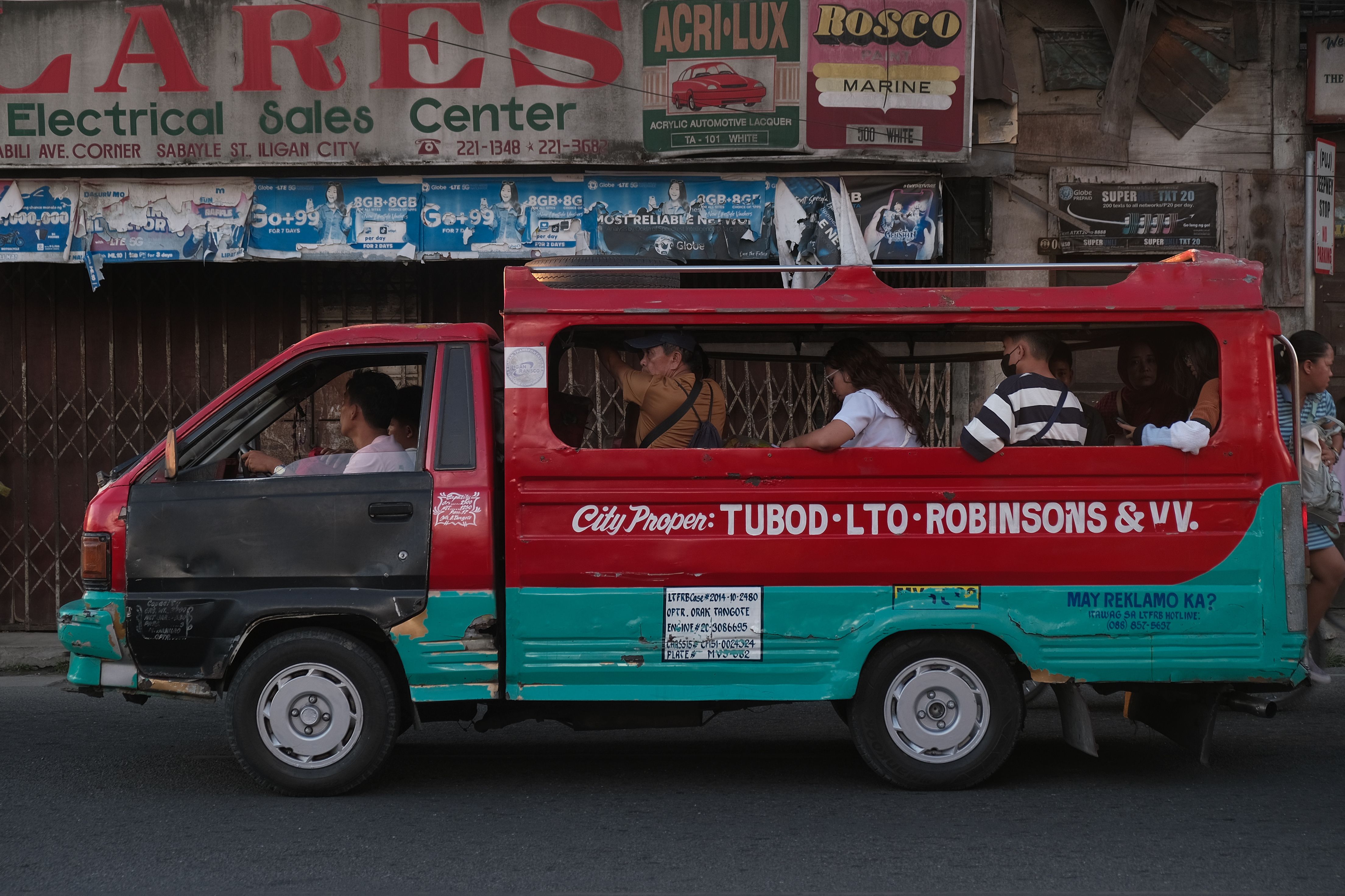 Economic Fallout of Mindanao Earthquake Hits Philippine Businesses