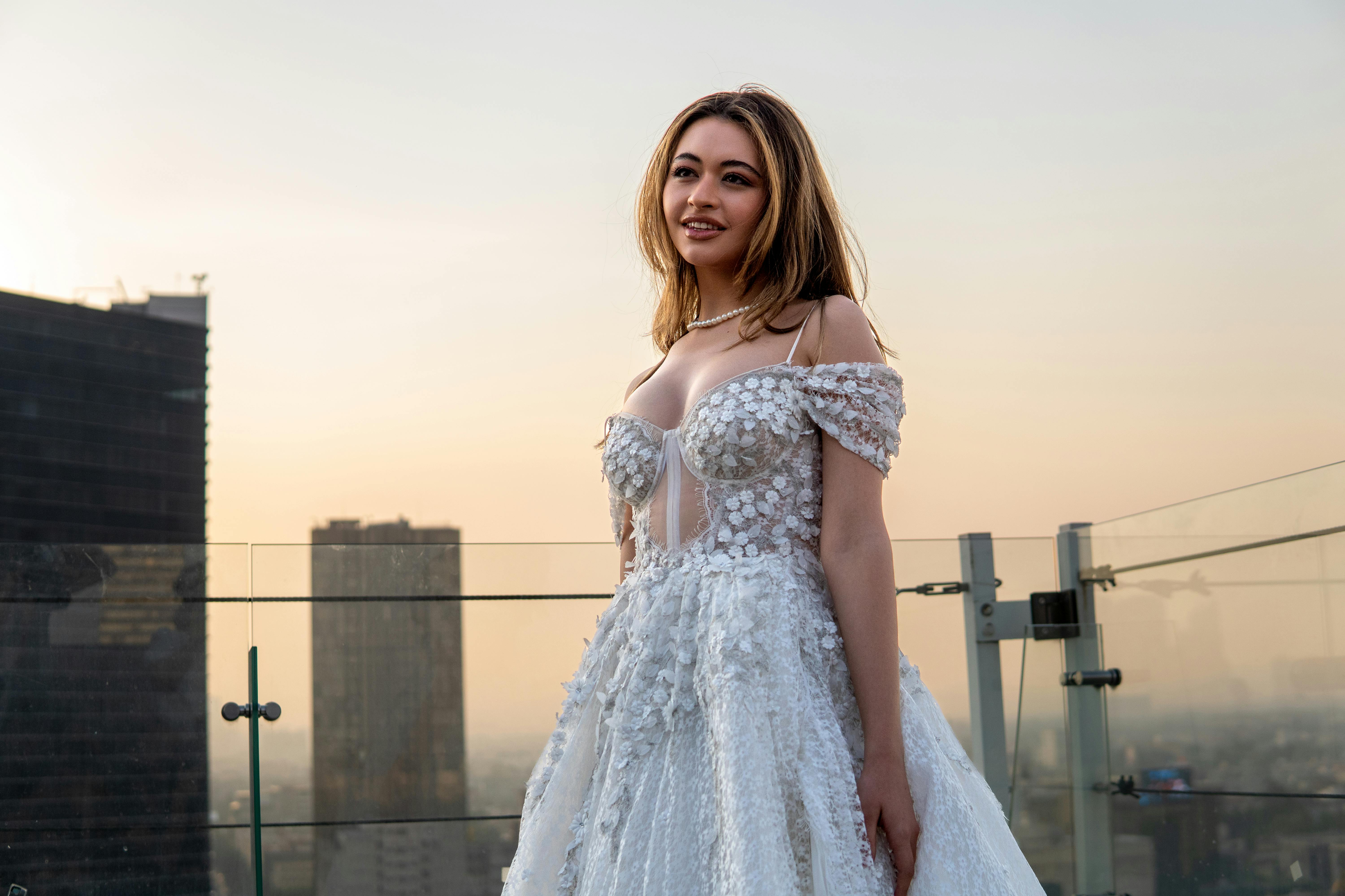 Miley Cyrus Looked Like a Grown-Up Hannah Montana at the iHeartRadio Music Awards — Photo by Israyosoy S. on Pexels