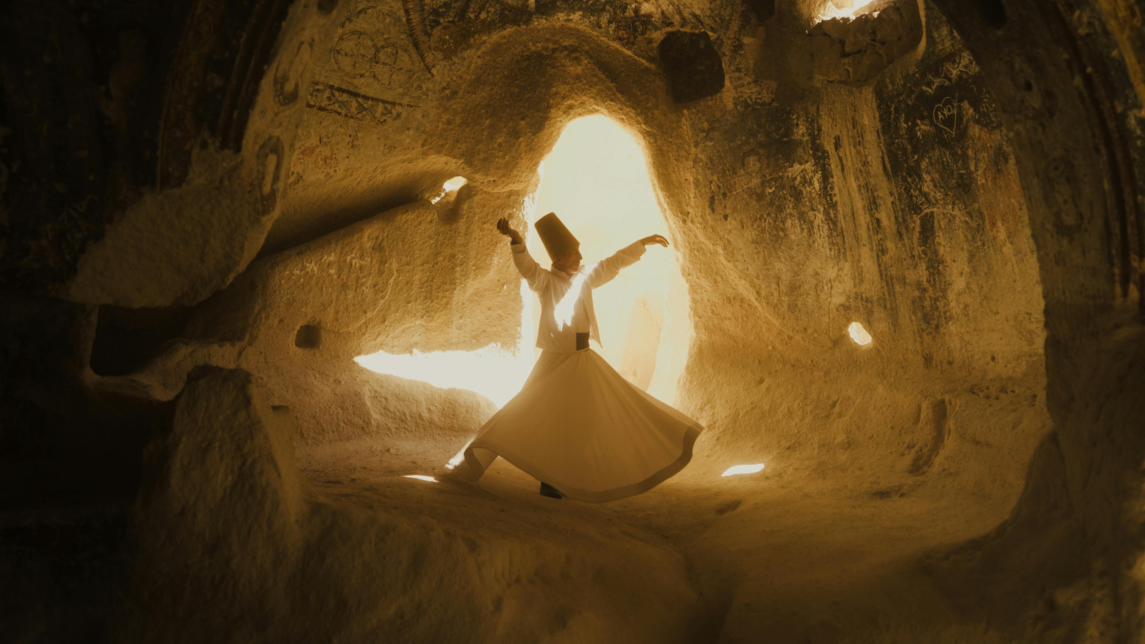 Menginap di cave hotel Cappadocia: Worth it?