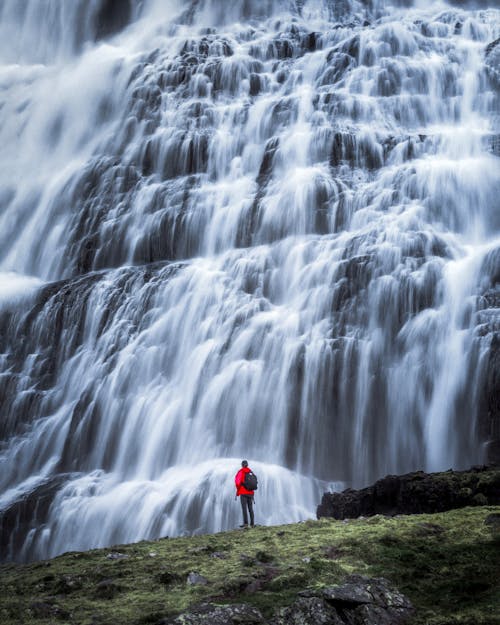 Photographie à Longue Exposition D'une étendue D'eau