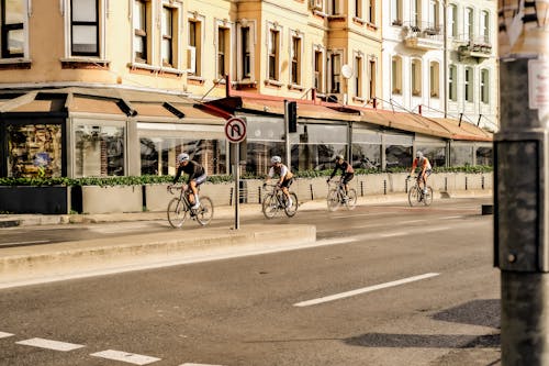 Kostnadsfri bild av arkitektur, cykel, cyklist