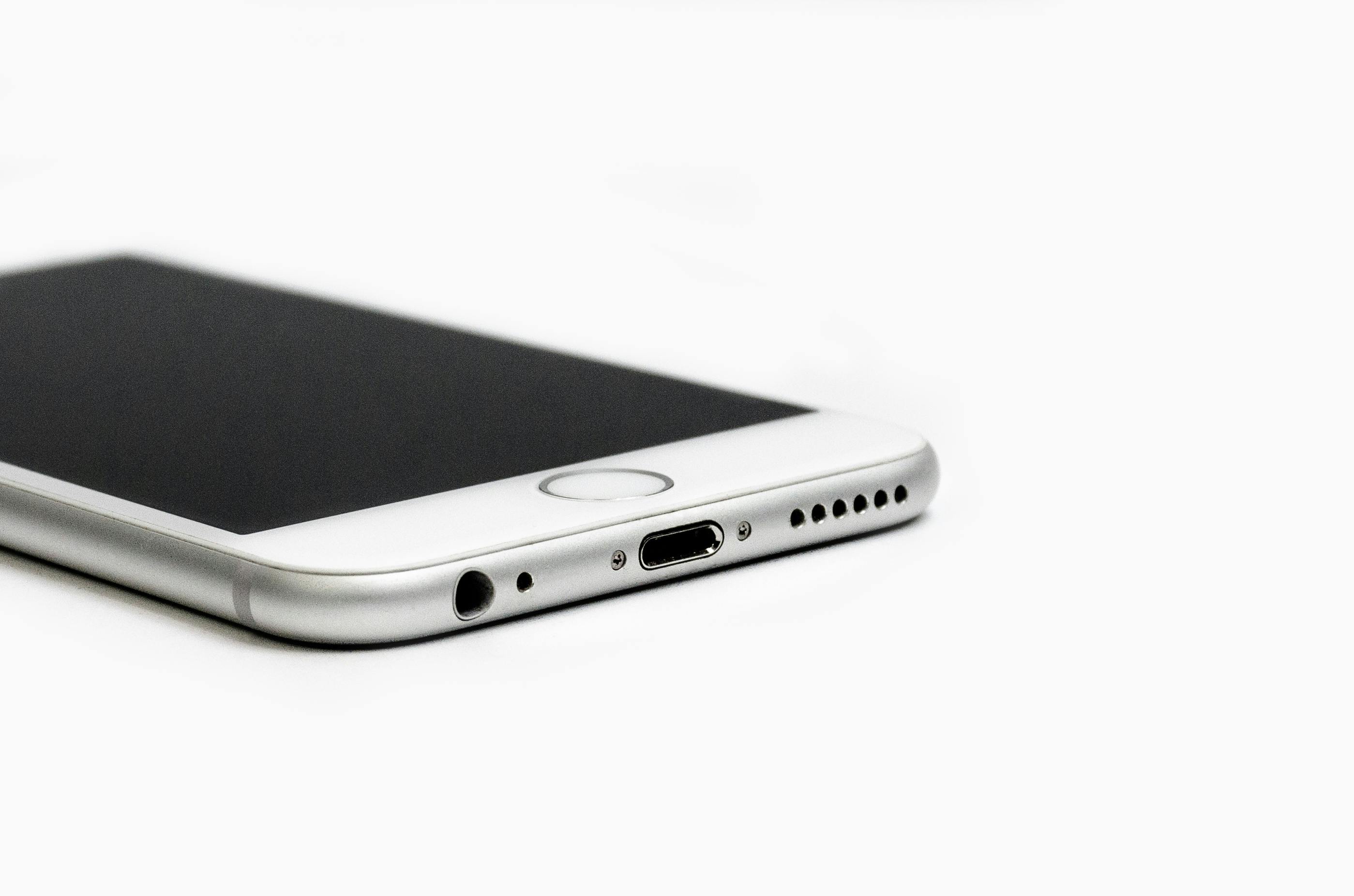 iphone 6 white and black