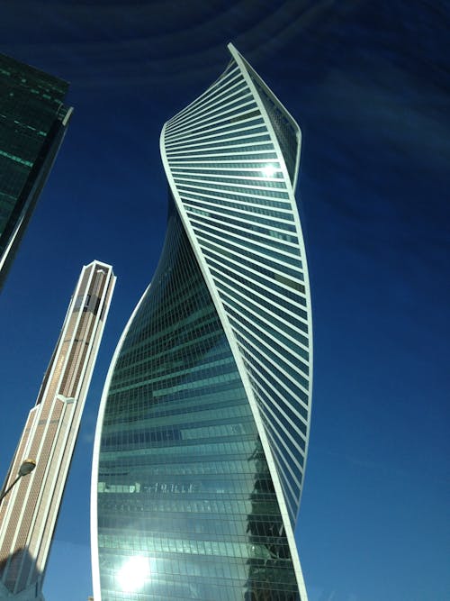Free Low Angle View of Skyscraper Stock Photo