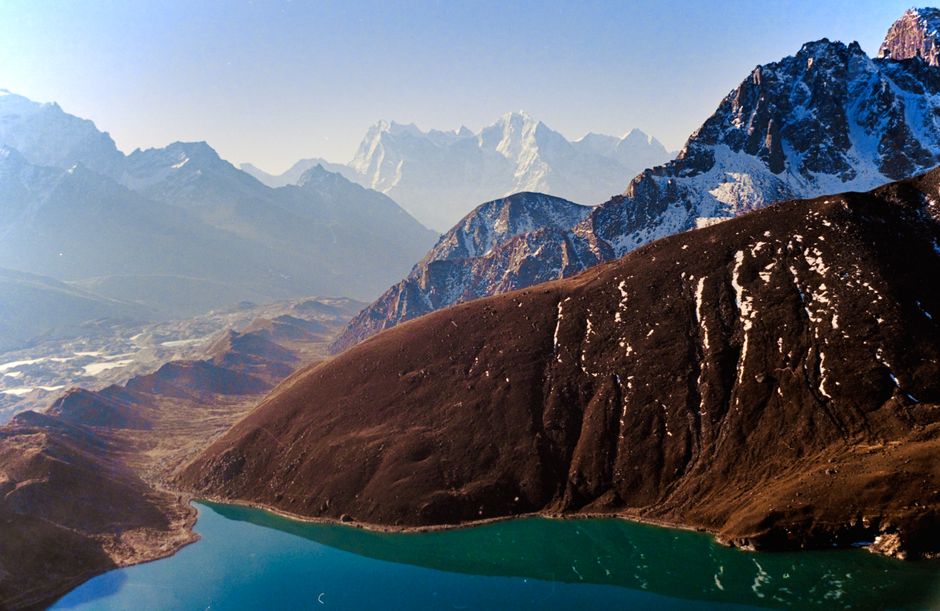 glacial lake himalaya satellite