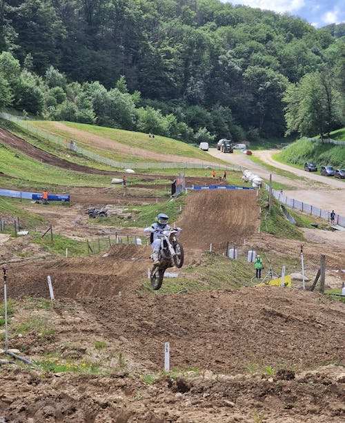 Δωρεάν στοκ φωτογραφιών με motocross, αγρόκτημα, αγώνας δρόμου