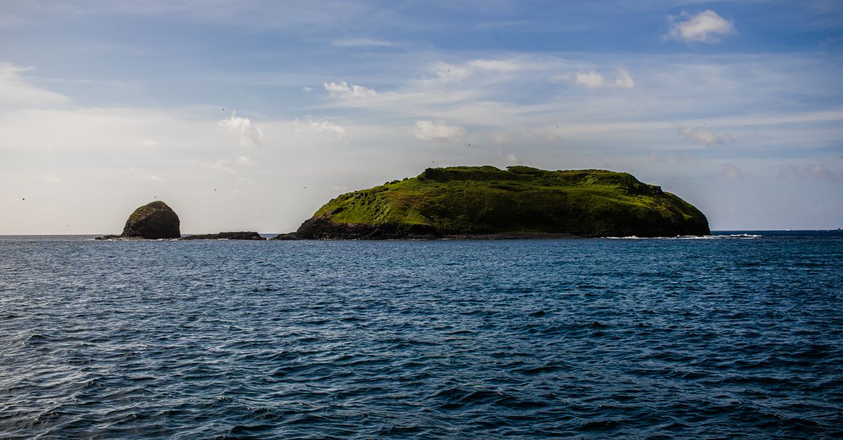 Nearby islands to Mustique