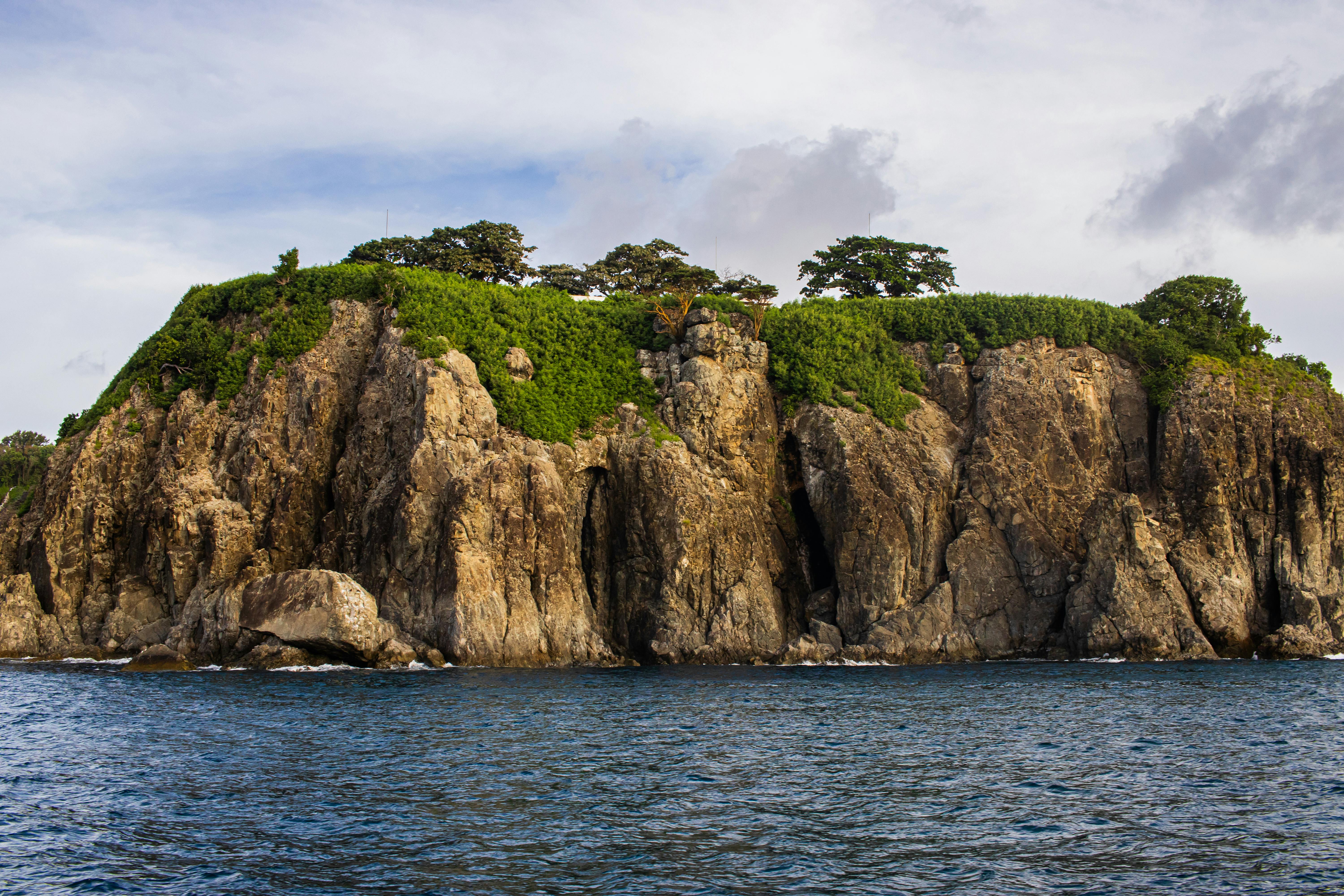 Pokémon Pokopia: Best Cloud Islands &amp; Developer Island Codes — Photo by Paulo gustavo Modesto on Pexels