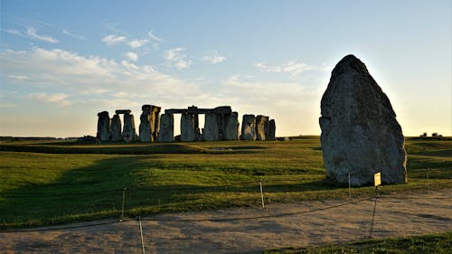 英格兰巨石阵历史地标的照片