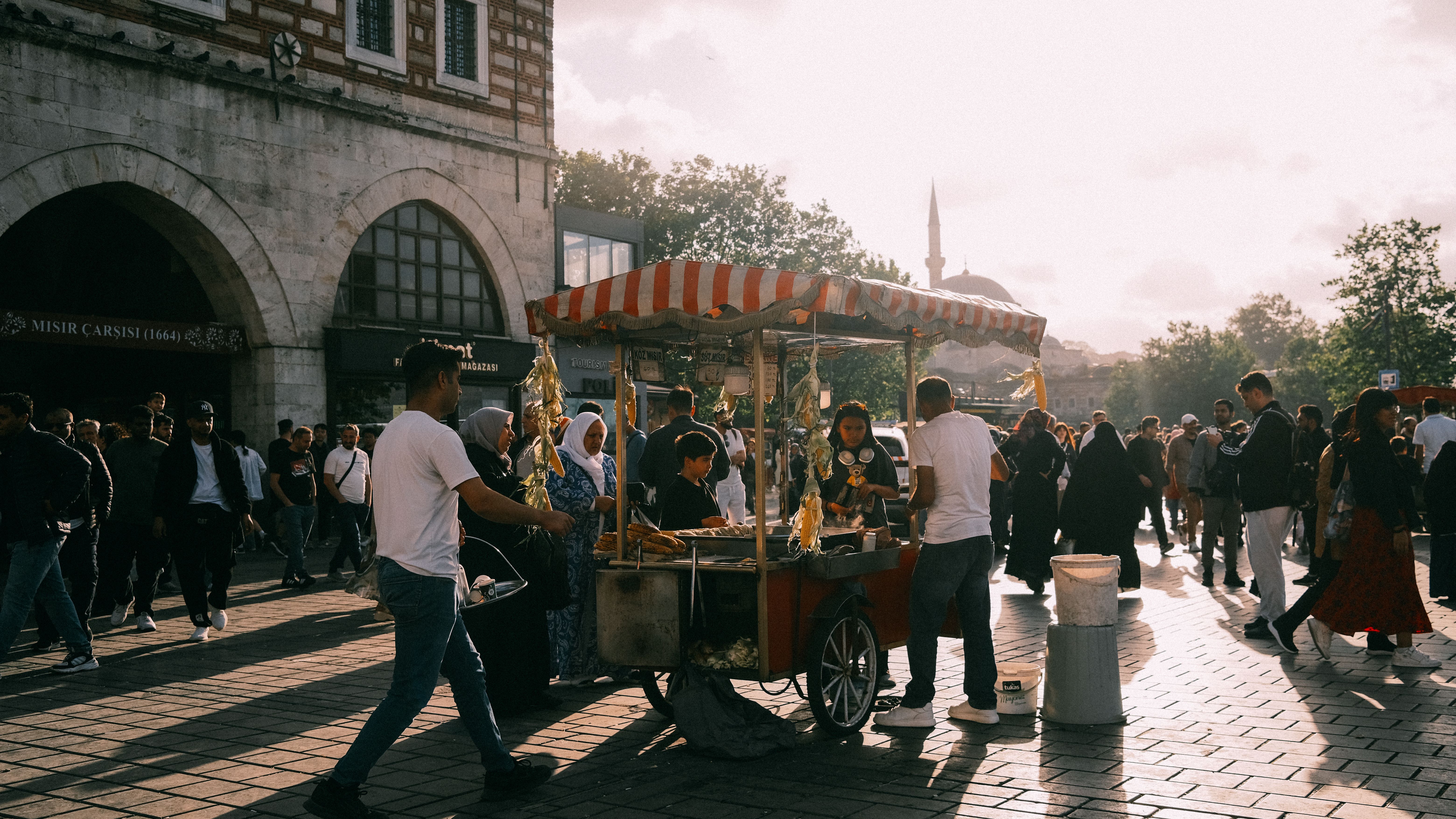 The Ultimate Istanbul Food Guide — Where Europe Meets Asia