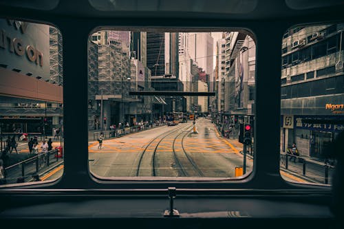 Vista Dal Retro Del Tram In Città