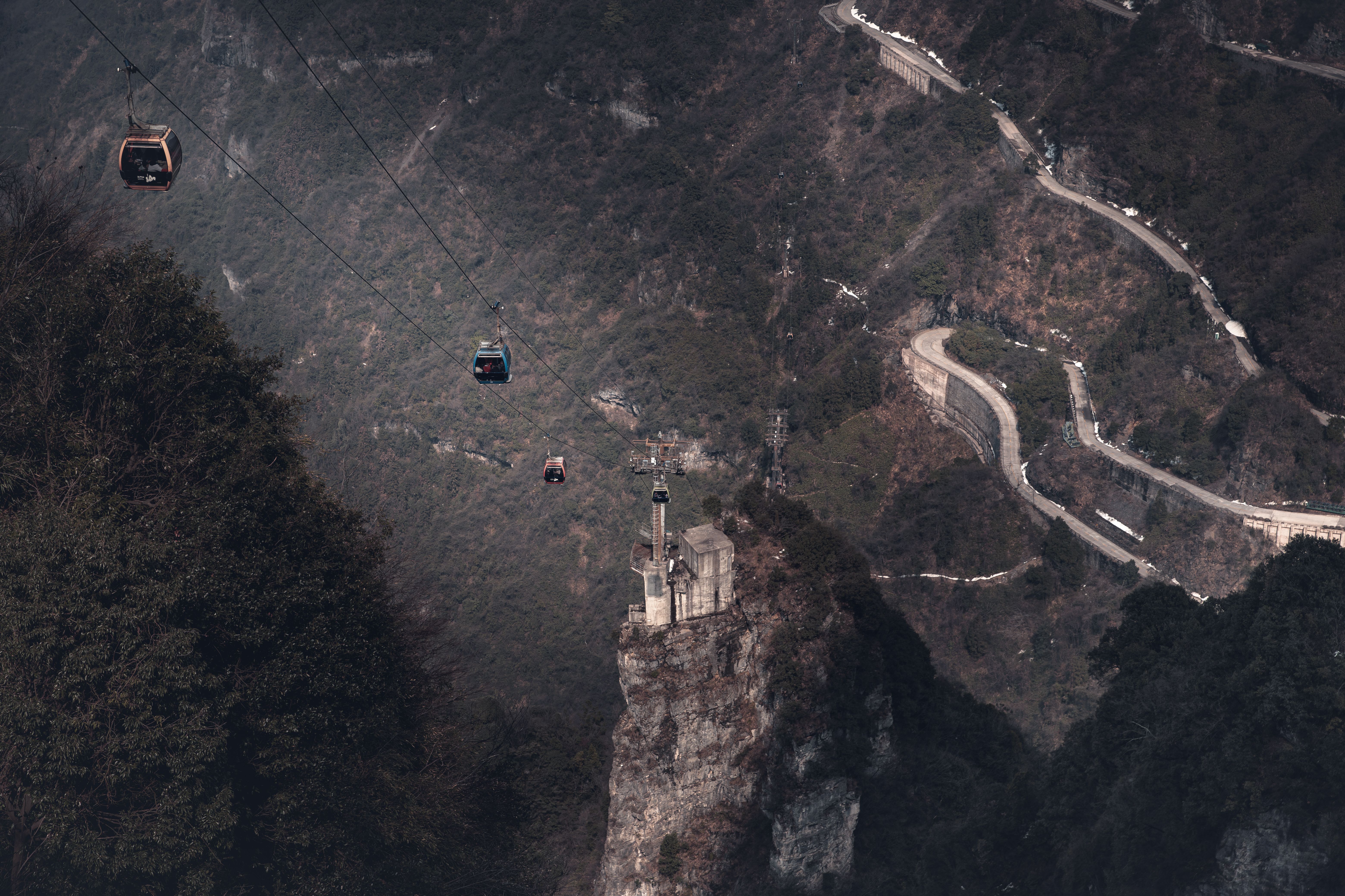 Mengeksplor Zhangjiajie National Park: Keajaiban Alam China yang Wajib Dikunjungi