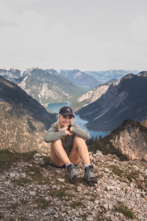 Základová fotografie zdarma na téma batůžkář, cestování, dobrodružství