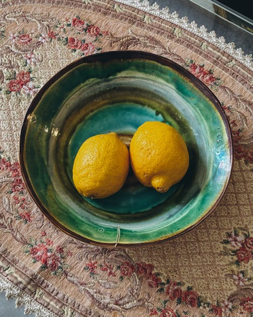 Gratis lagerfoto af blad, bord, citron