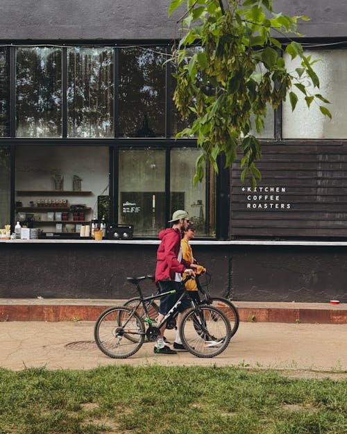 Бесплатное стоковое фото с bike, café, green