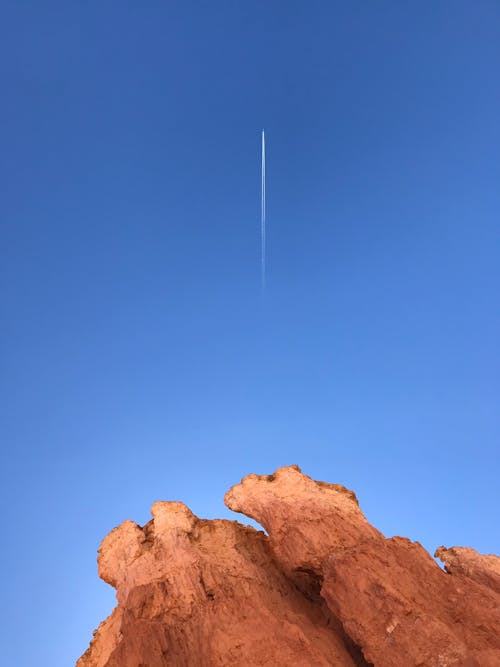 Fumo Proveniente Da Un Aereo