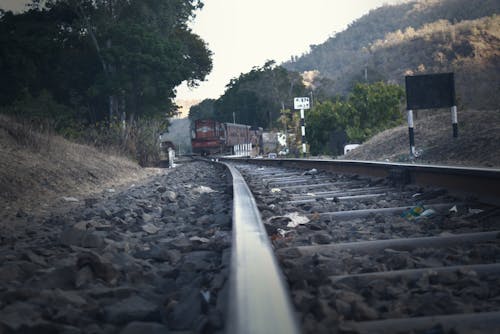 Gratis lagerfoto af jernbane, perspektiv, småsten