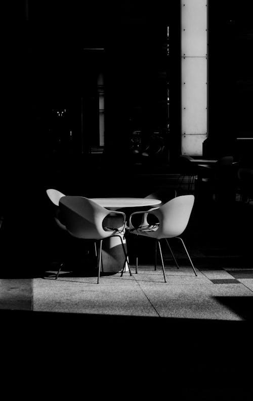 Stoelen In Mono