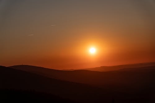 Gratis lagerfoto af aften, bagbelyst, bjerge