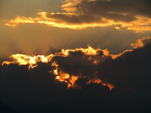 Fotobanka s bezplatnými fotkami na tému exteriéry, ľahký, mraky