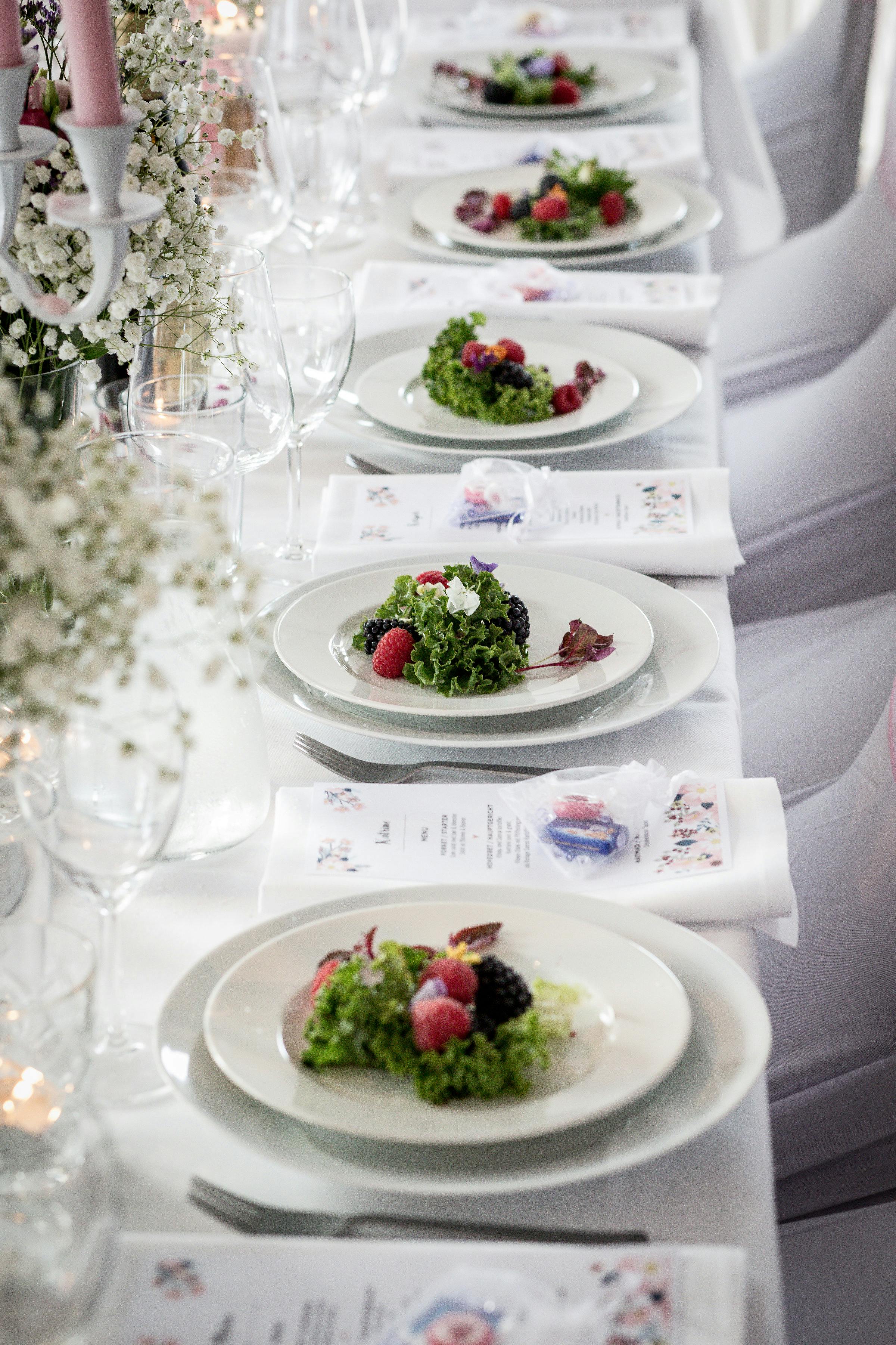 Salads Served on Plates · Free Stock Photo