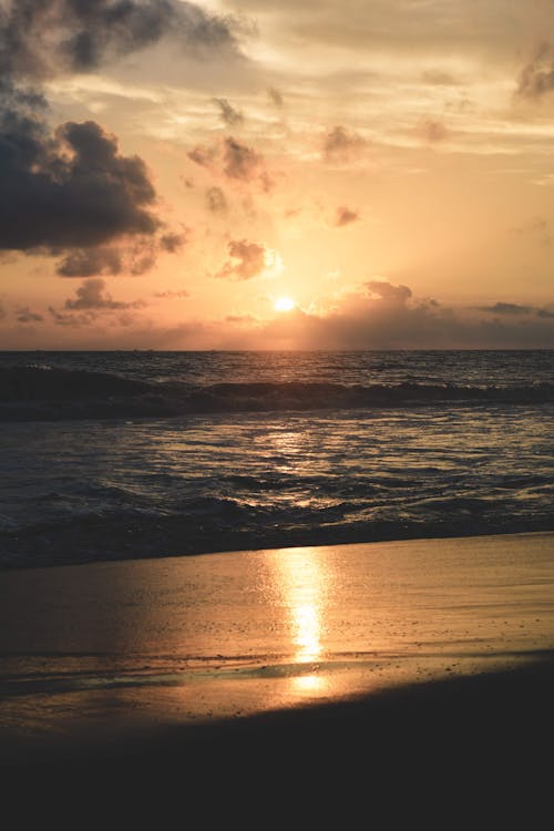 Kostenlos Ozean Während Der Goldenen Stunde Stock-Foto