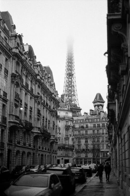 streets of paris