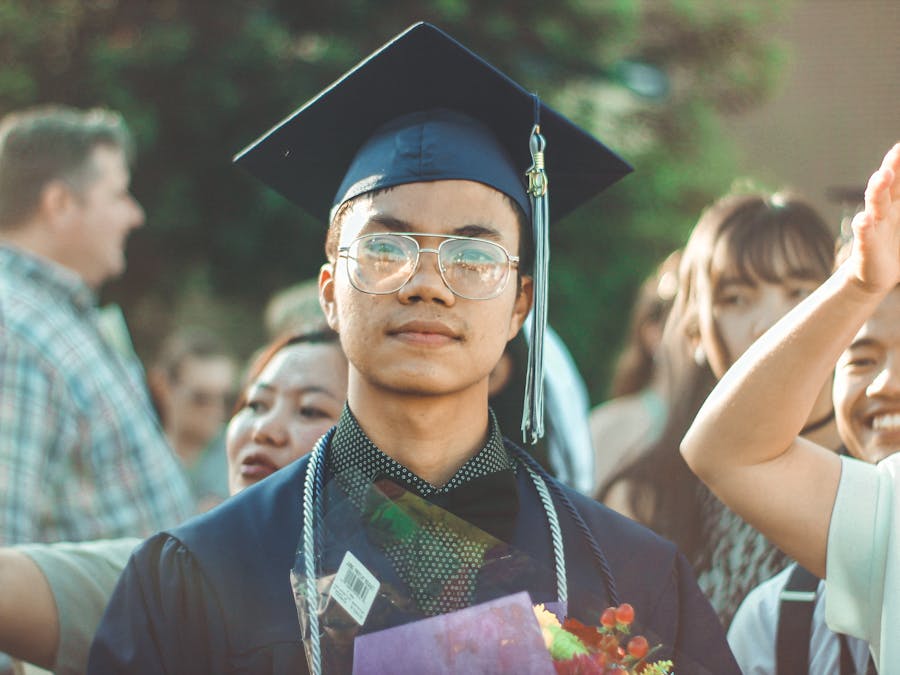 Which degree is best for marketing?