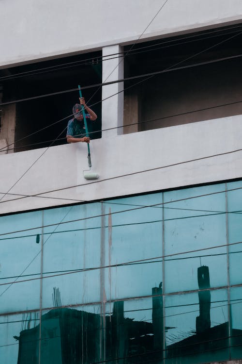 açık hava, adam, aksiyon içeren Ücretsiz stok fotoğraf