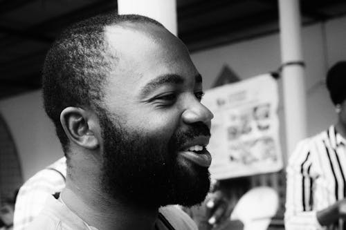 Fotobanka s bezplatnými fotkami na tému Afroameričan, brada, černoch