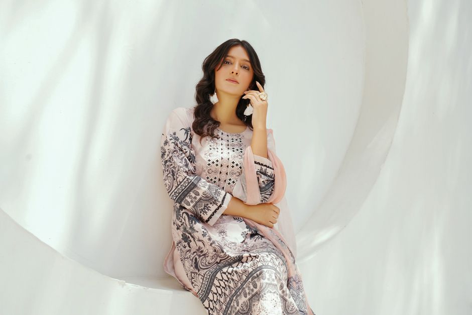 ladies dress for every occasion in Pakistan