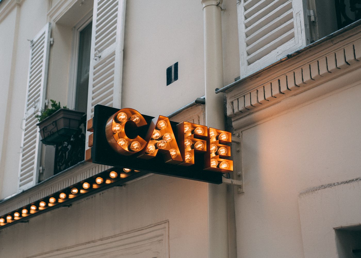 Café Voulez-Vous