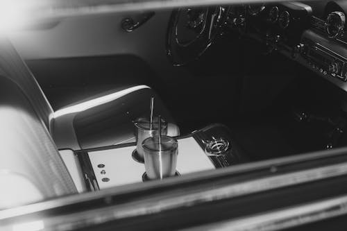 Ilmainen kuvapankkikuva tunnisteilla auton valokuvaus, elokuvataide, mustavalkoinen