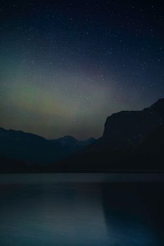 Eindrucksvoller Himmel & Nacht – Weltraum Hintergrundbild (von Ali Kazal, 5464×8192, #25210905)