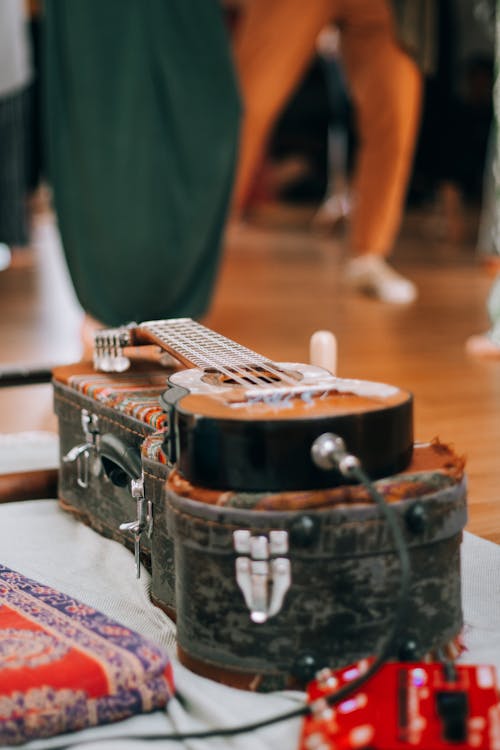 Free stock photo of guitar, instrument, music