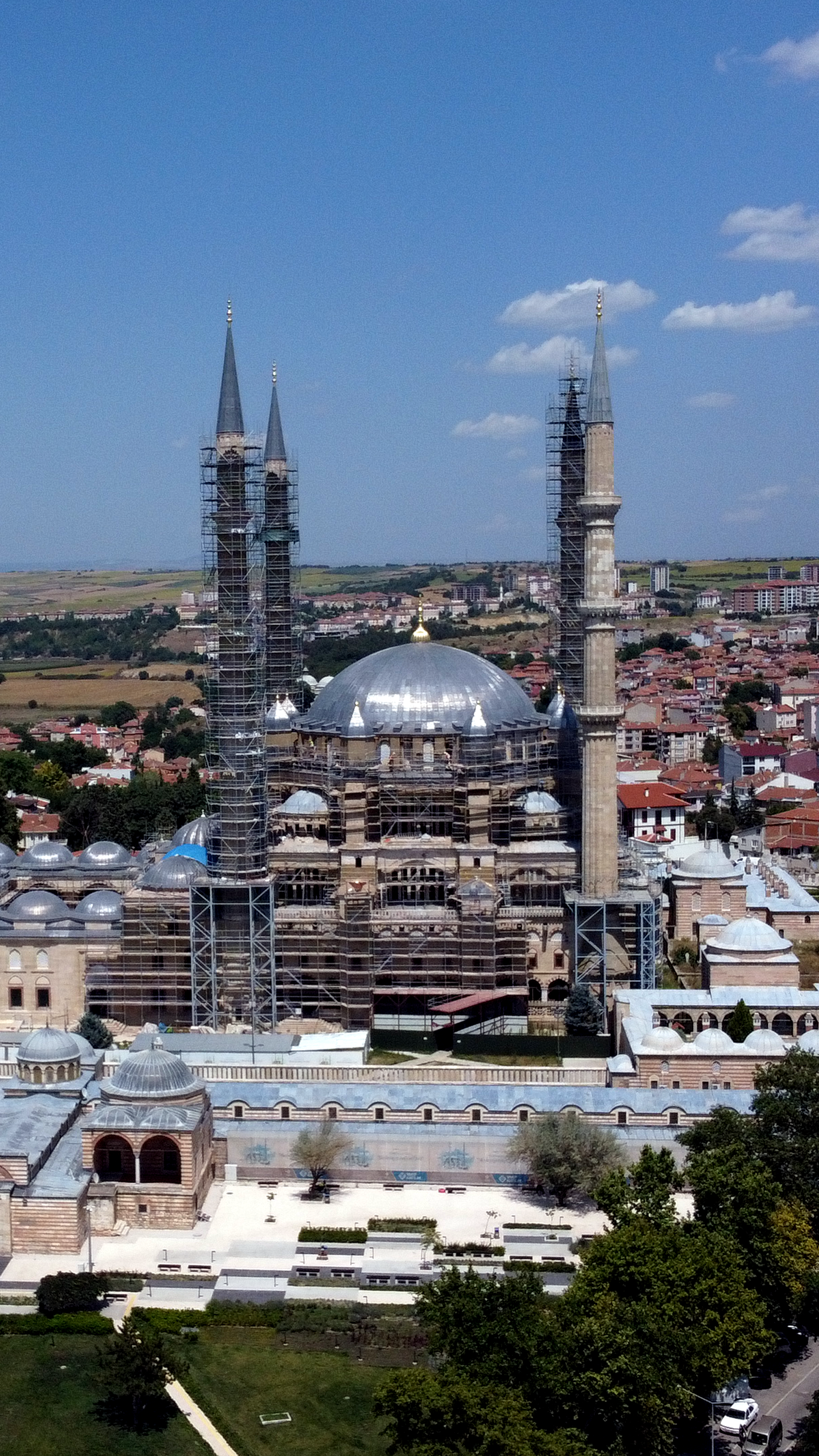 Aerial view of the stunning Selimiye Mosque with scaffolding, showcasing its architectural beauty in Edirne, Türkiye.