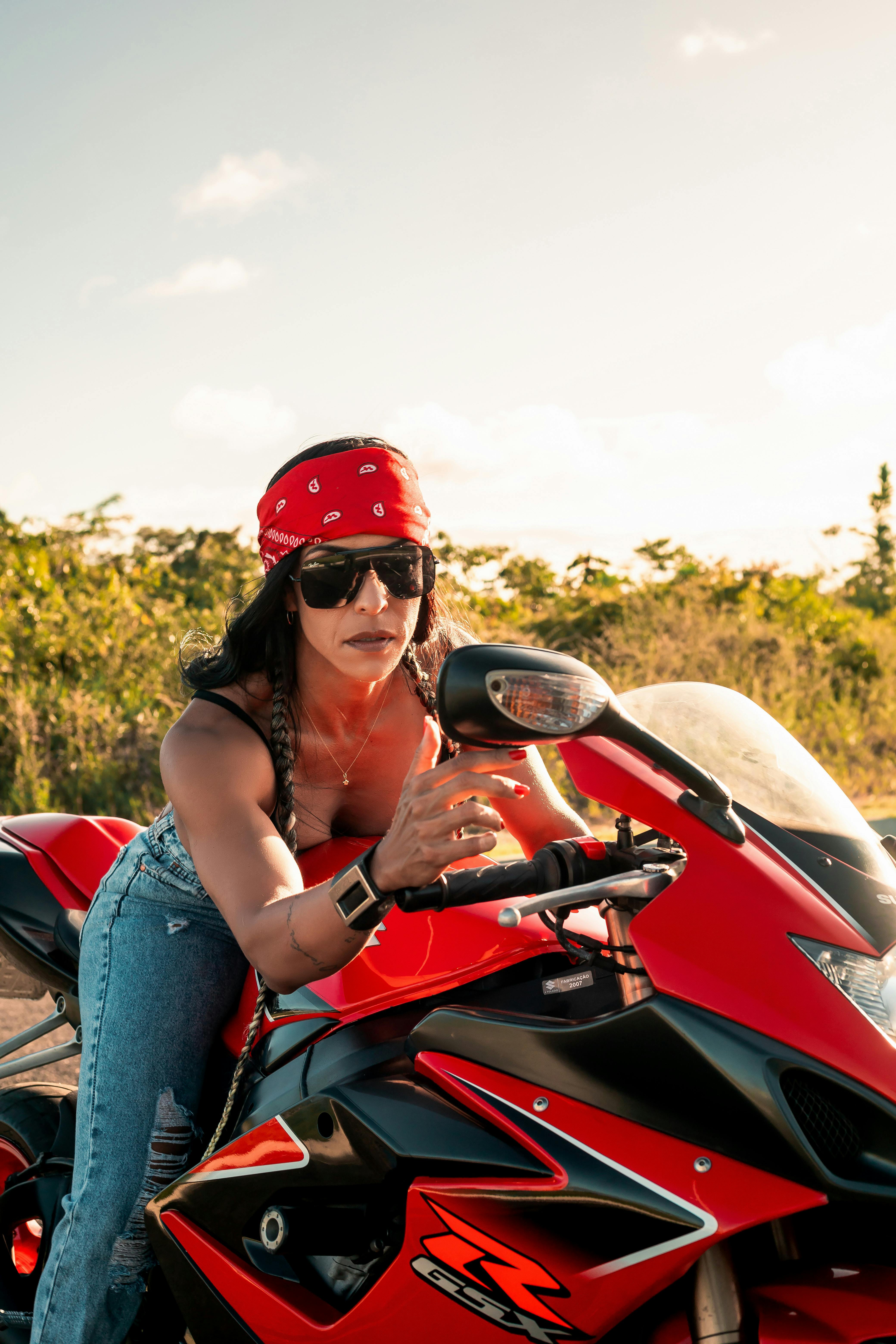 Motorcycle for sale in Sweden: Legal Requirements, Costs, and Ownership Guide
