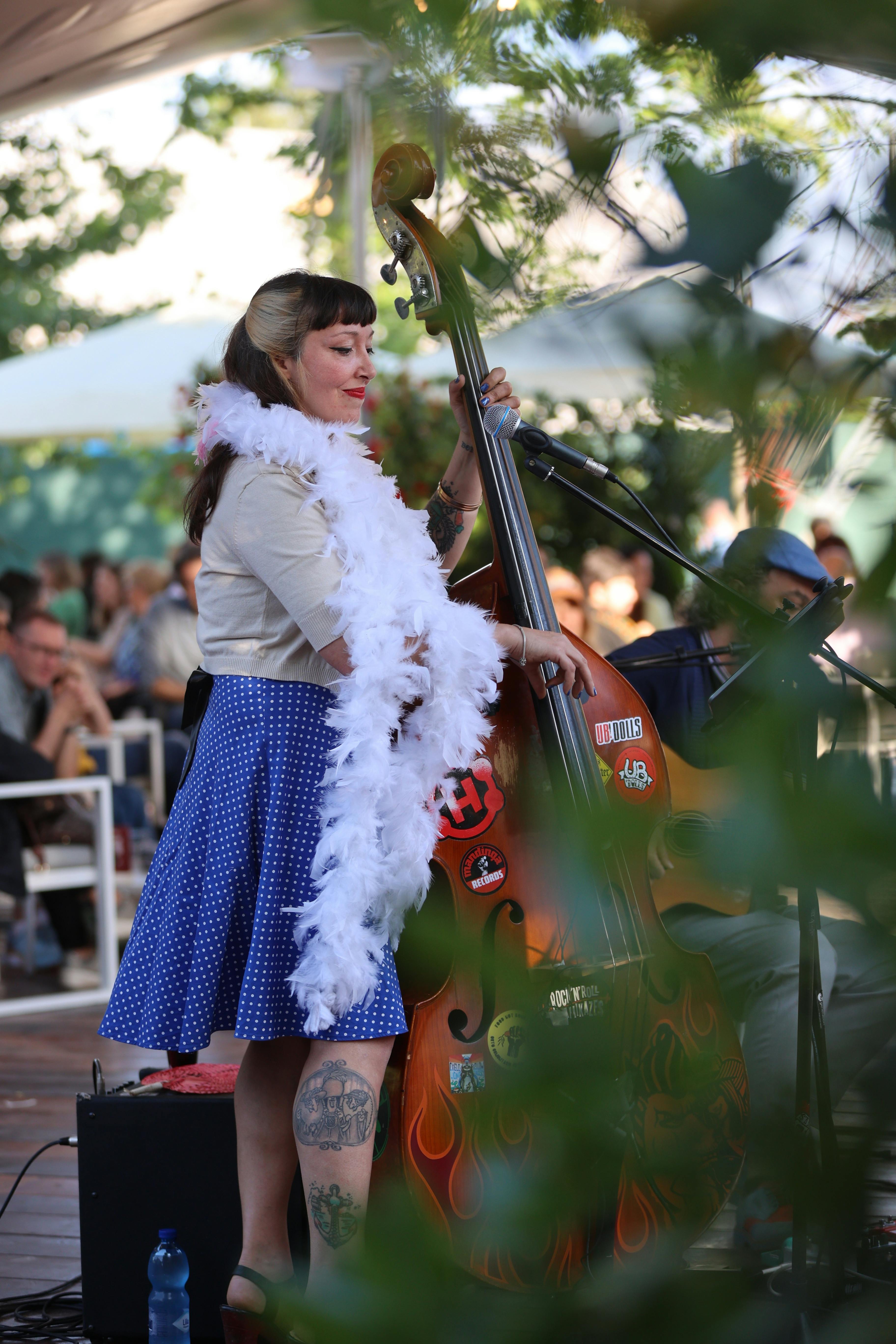 Festivalul Retro continuă cu surprize muzicale