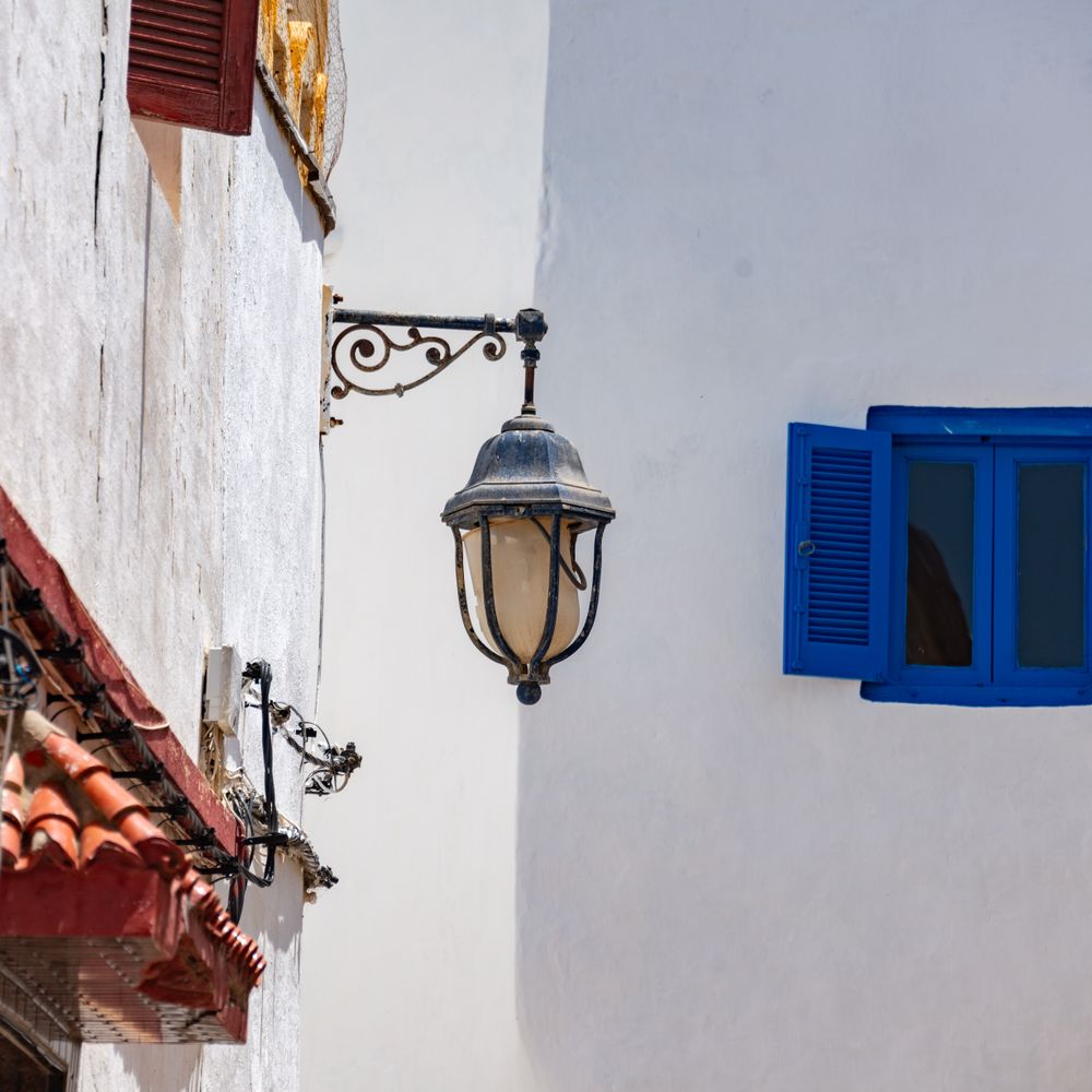 Exterior Painting in Ratcliff — surfaces prepped and cut in by hand