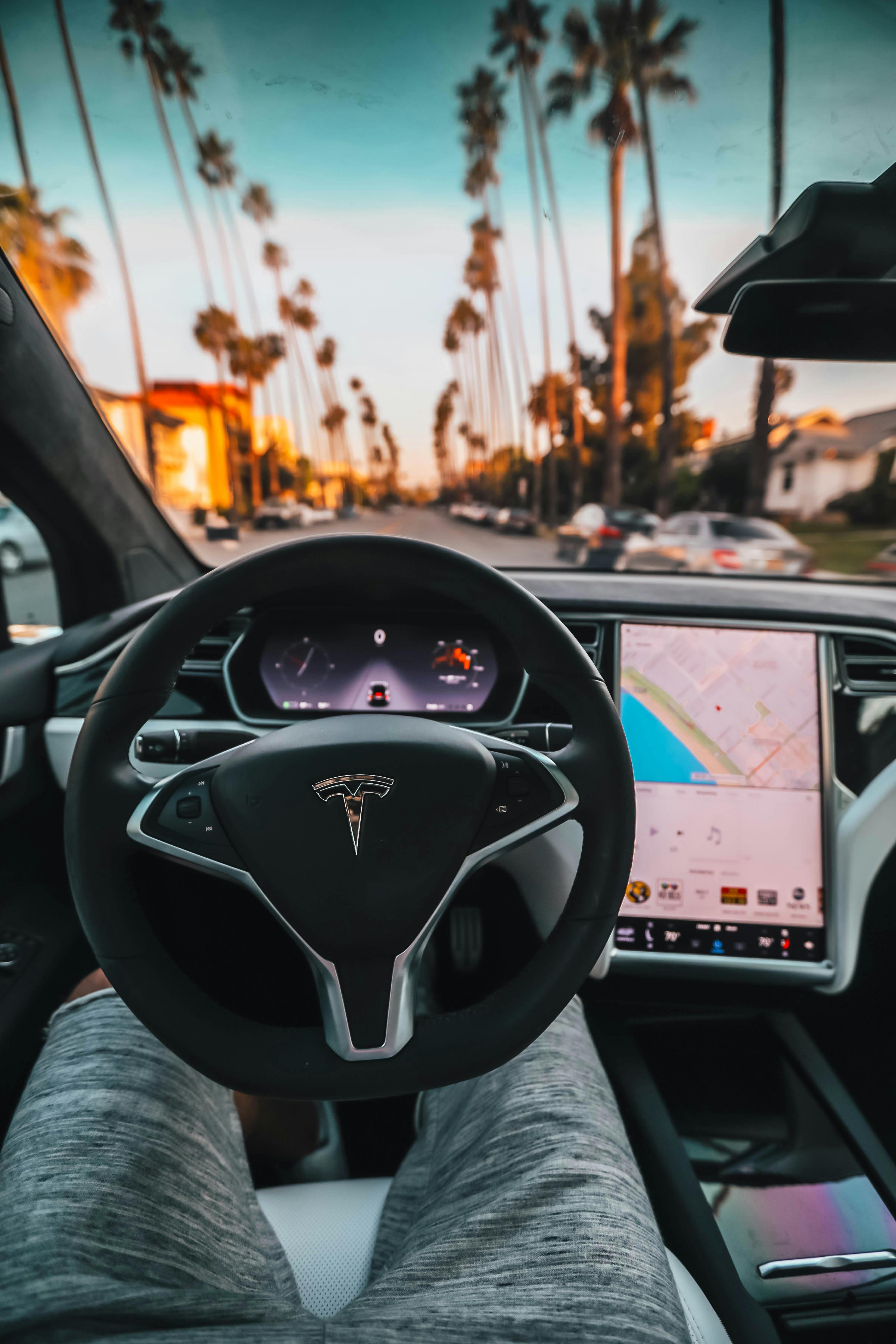 2021 Tesla Model S Plaid Wallpapers | SuperCars.net